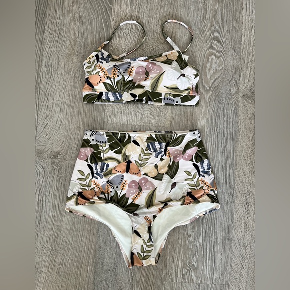 mimi + august Other - Floral Print Bikini Set